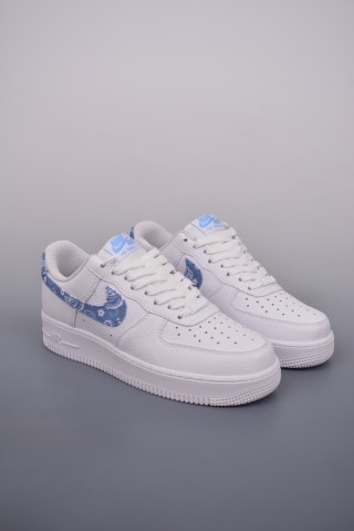 Nike Air Force 1 Low view 1