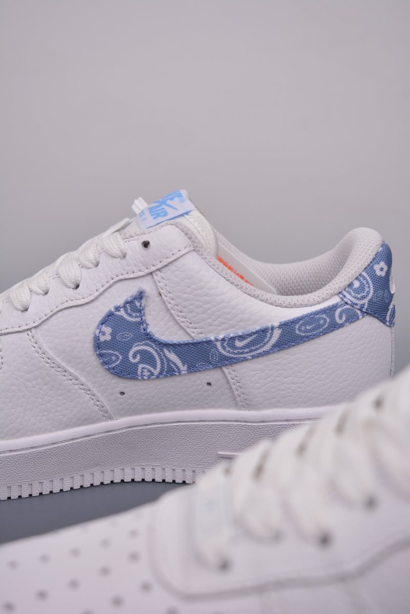 Nike Air Force 1 Low view