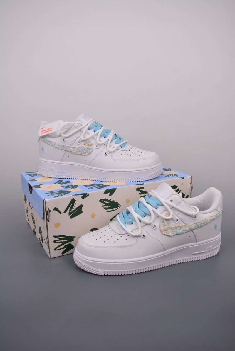 Nike Air Force 1 Low 'White / Blue' view