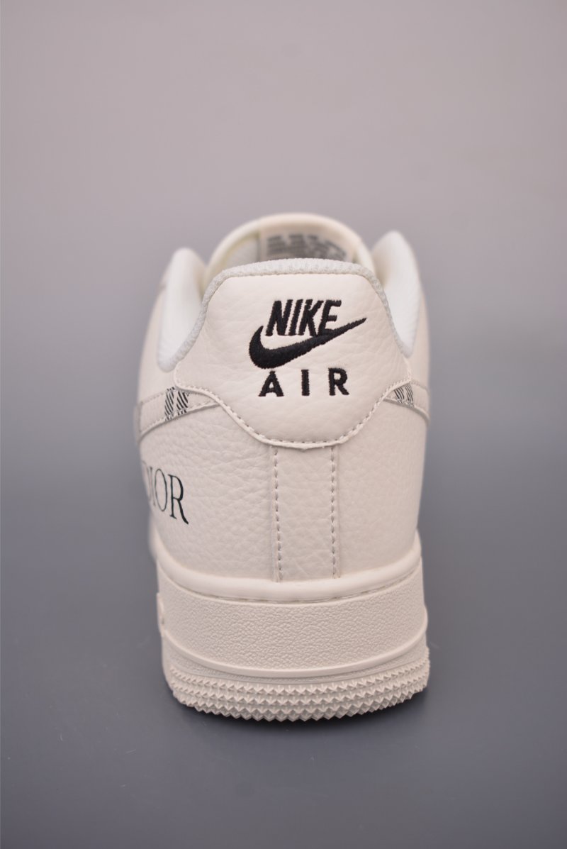 Nike Air Force 1 Low Dior view