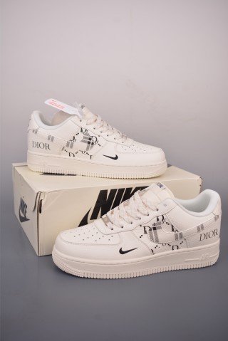 Nike Air Force 1 Low Dior view 5