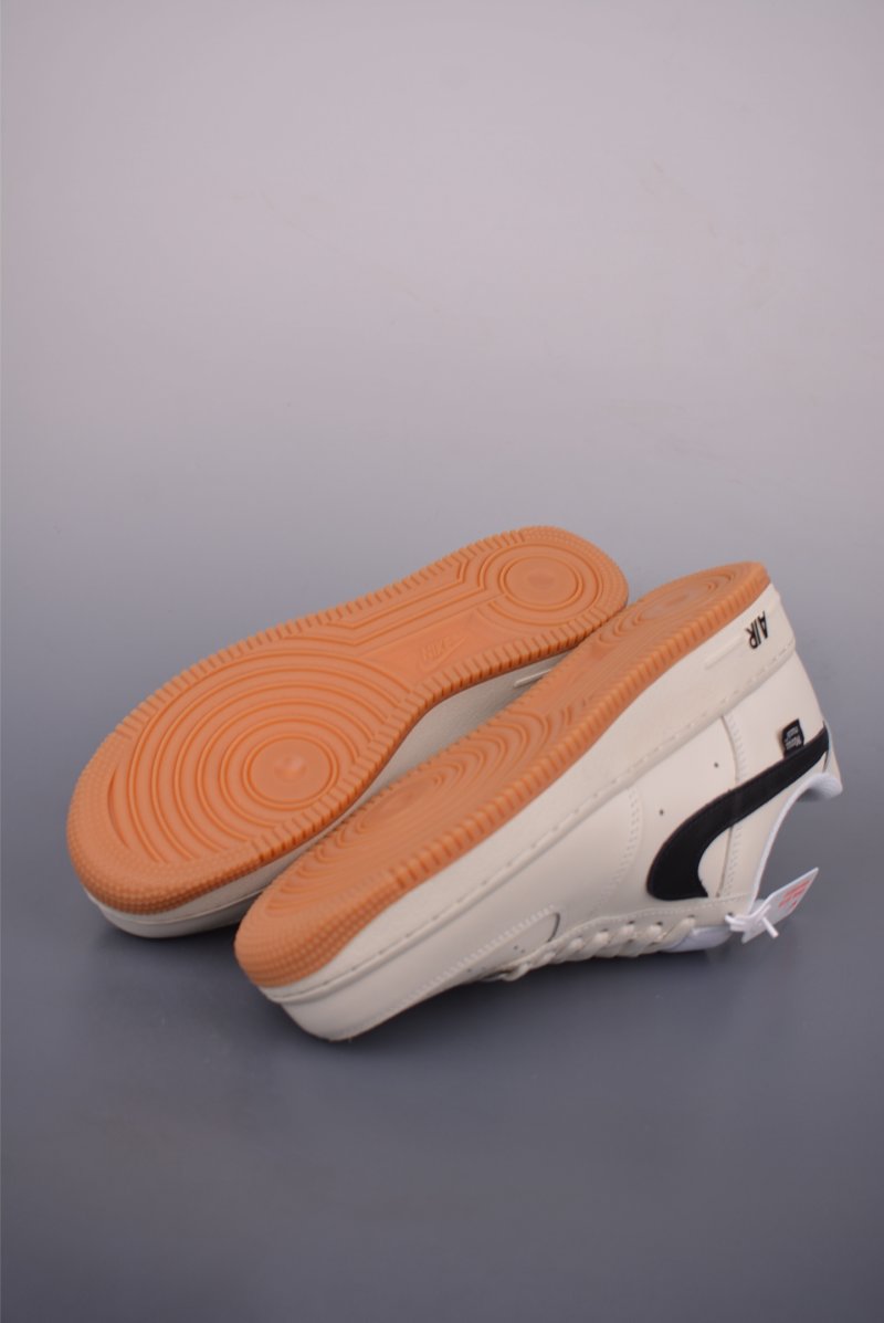 Nike Air Force 1 Low view