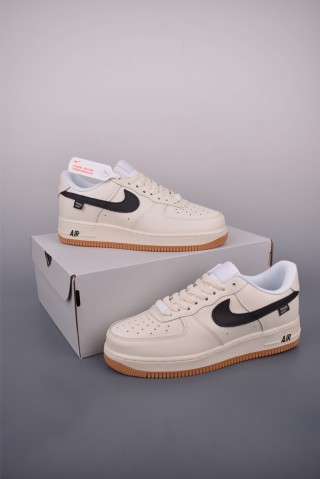 Nike Air Force 1 Low view 5