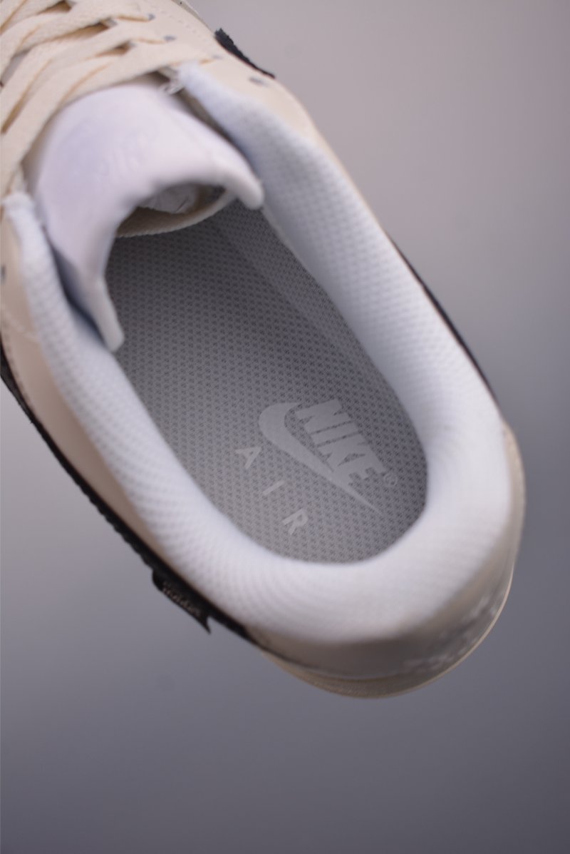 Nike Air Force 1 Low view