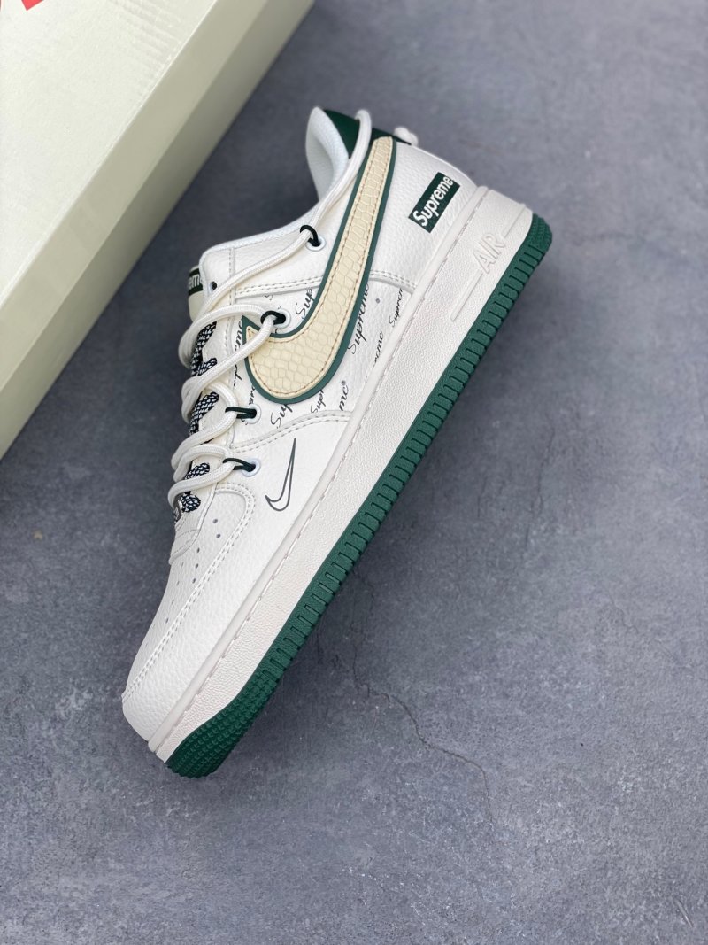 Nike Air Force 1 Low 'Gold' view