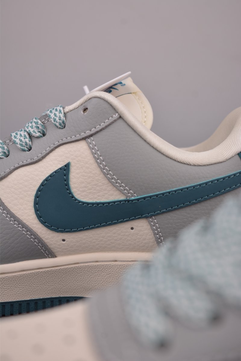 Nike Air Force 1 Low The North Face view