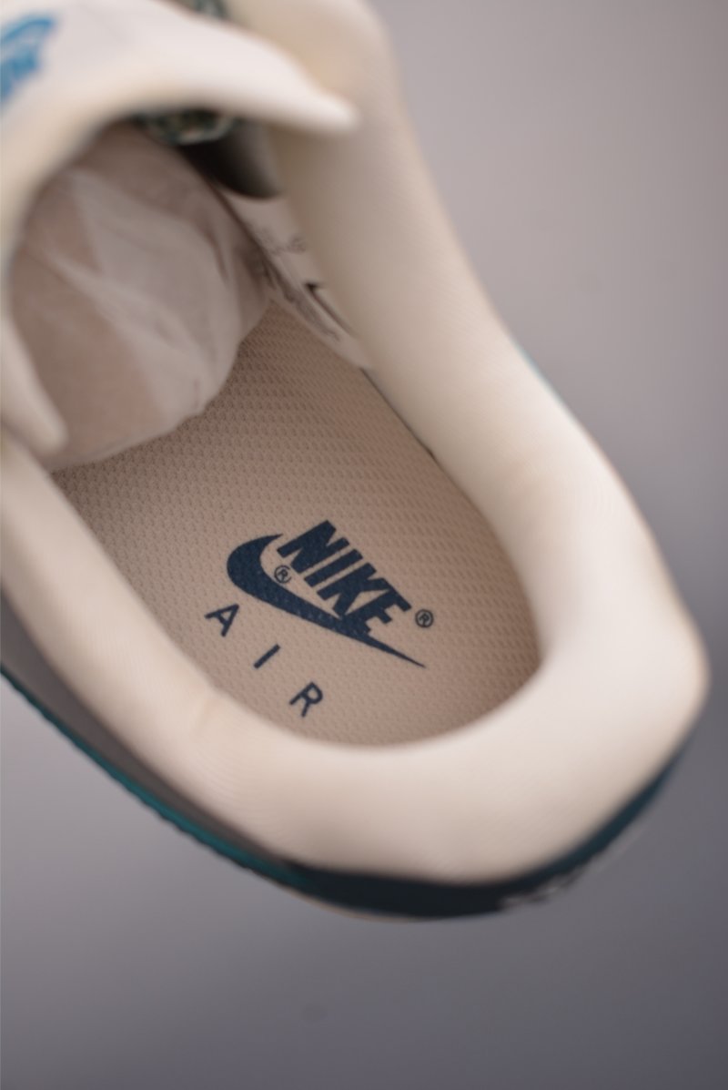 Nike Air Force 1 Low The North Face view