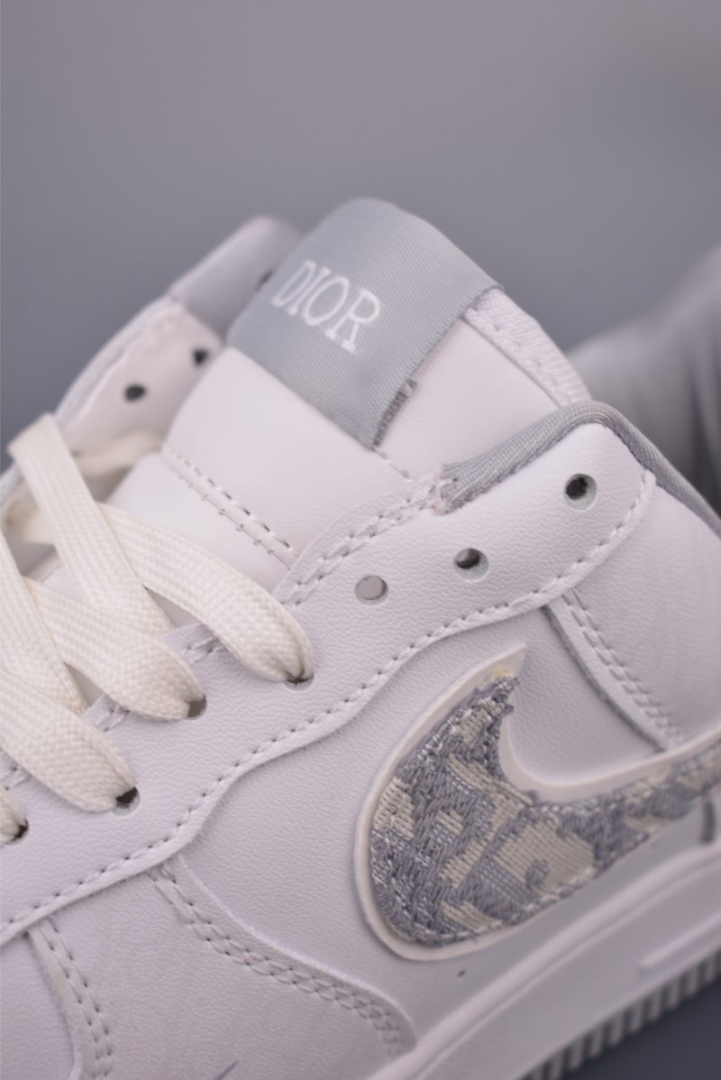 Nike Air Force 1 Low view