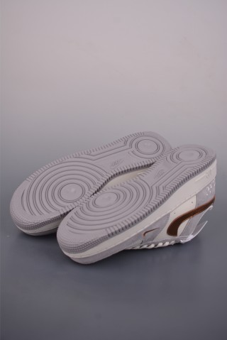 Nike Air Force 1 Low 'Grey / Gold' view 3