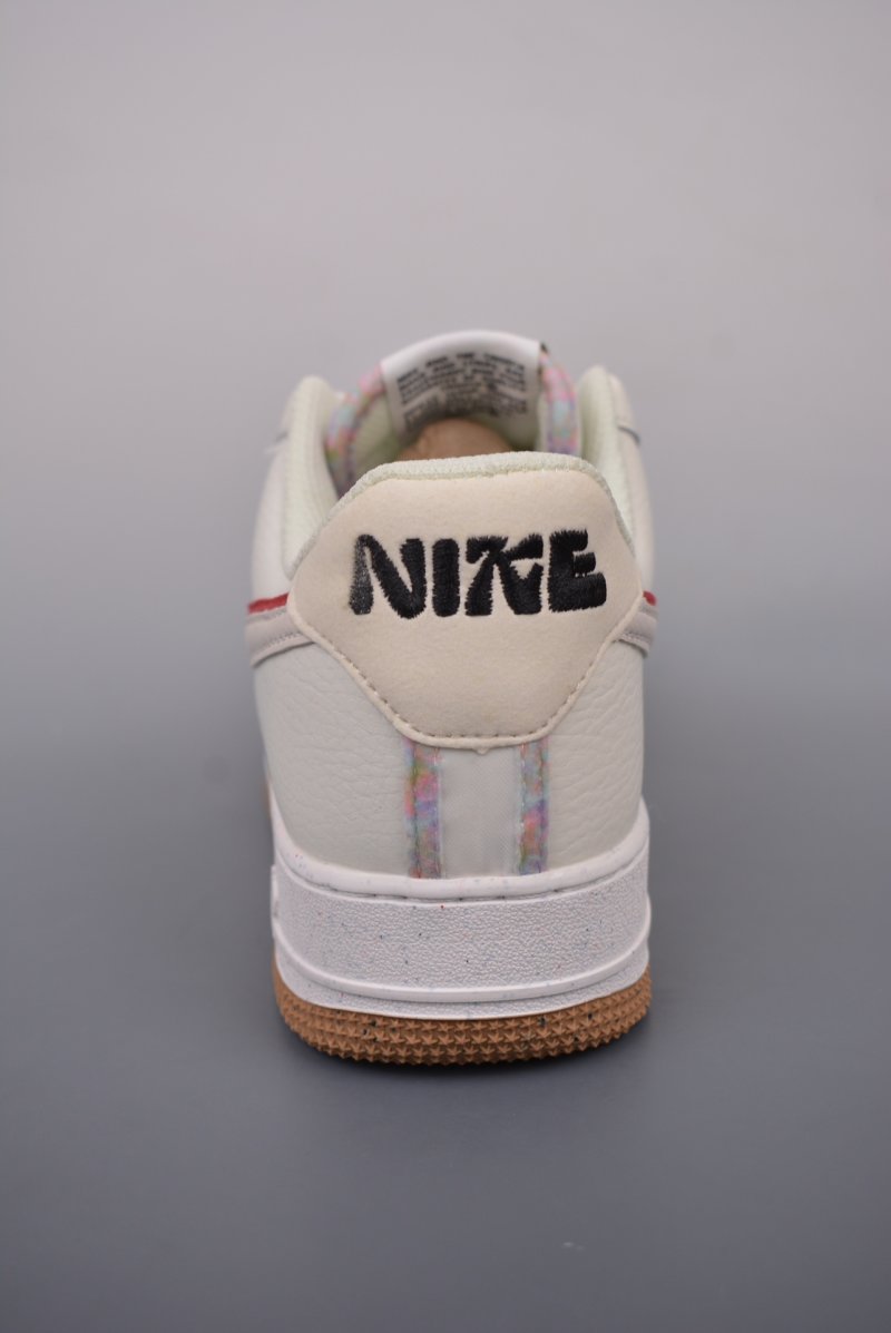 Nike Air Force 1 Low view