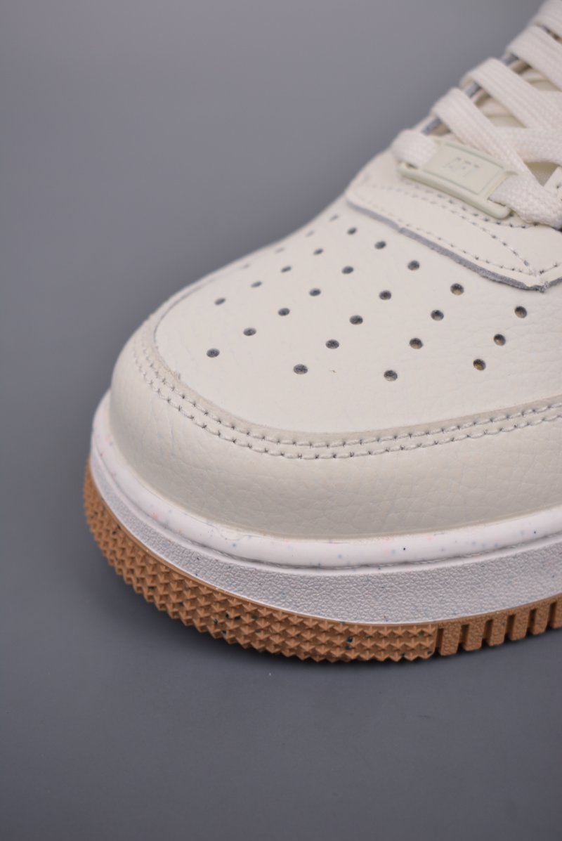 Nike Air Force 1 Low view