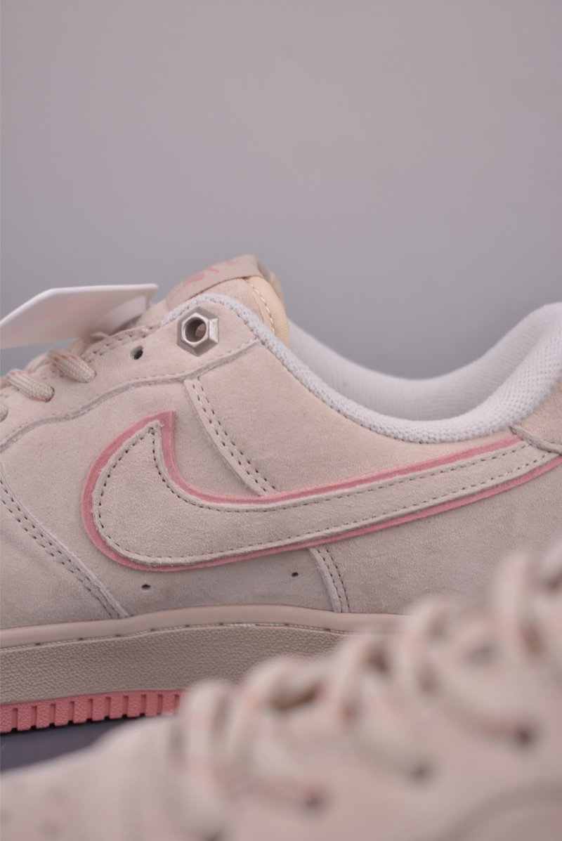 Nike Air Force 1 Low 'Grey / Pink' view