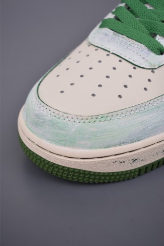 Nike Air Force 1 Low 'Graffiti' view 6