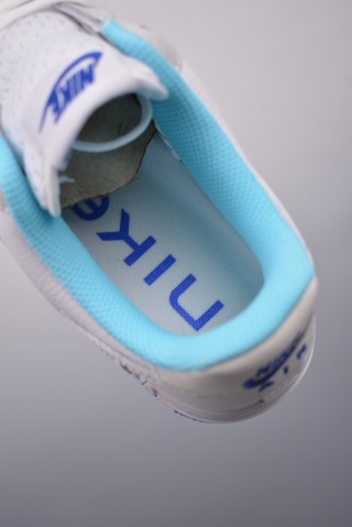 Nike Air Force 1 Low view 9