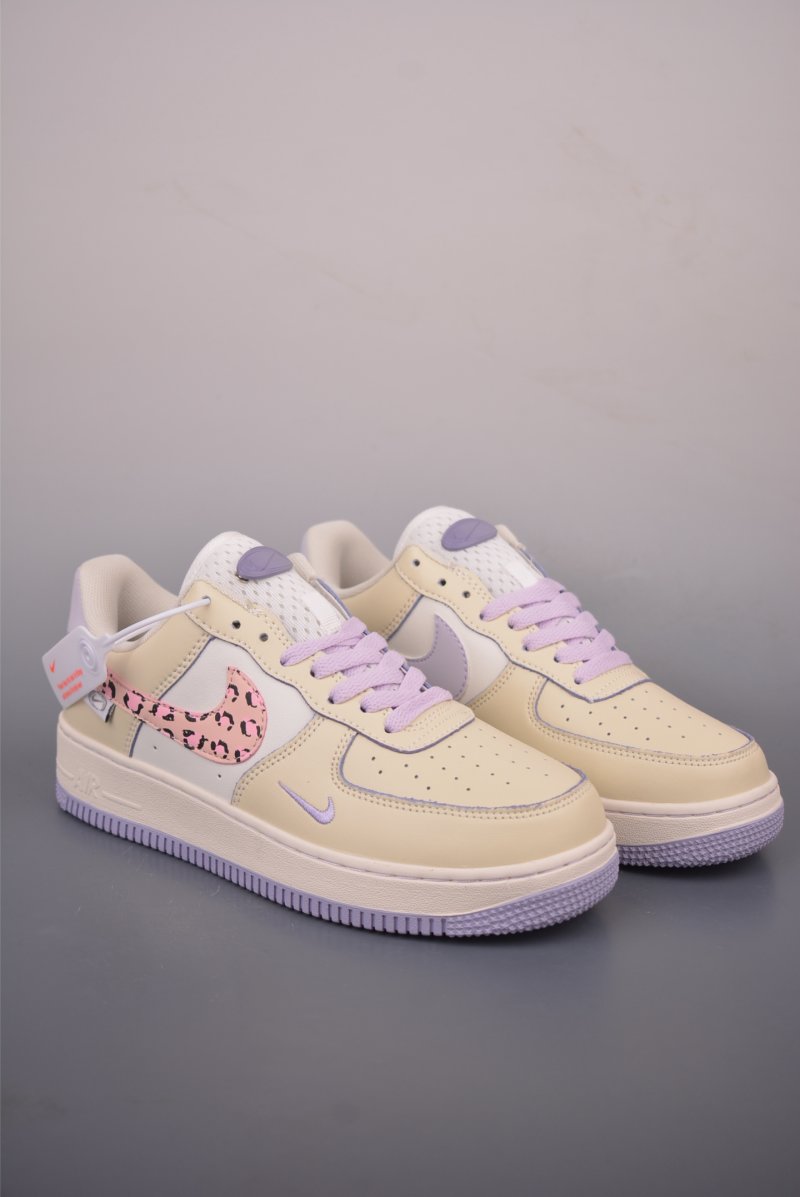 Nike Air Force 1 Low