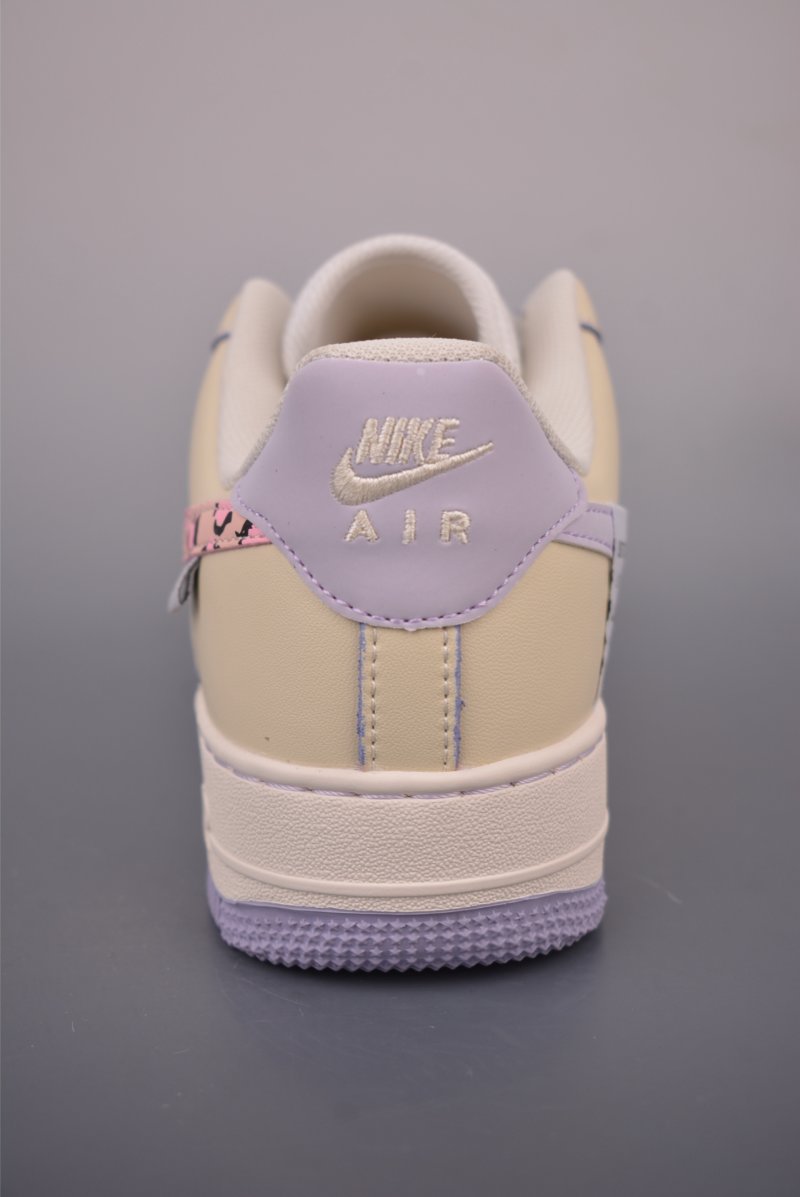 Nike Air Force 1 Low view