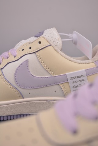 Nike Air Force 1 Low view 8