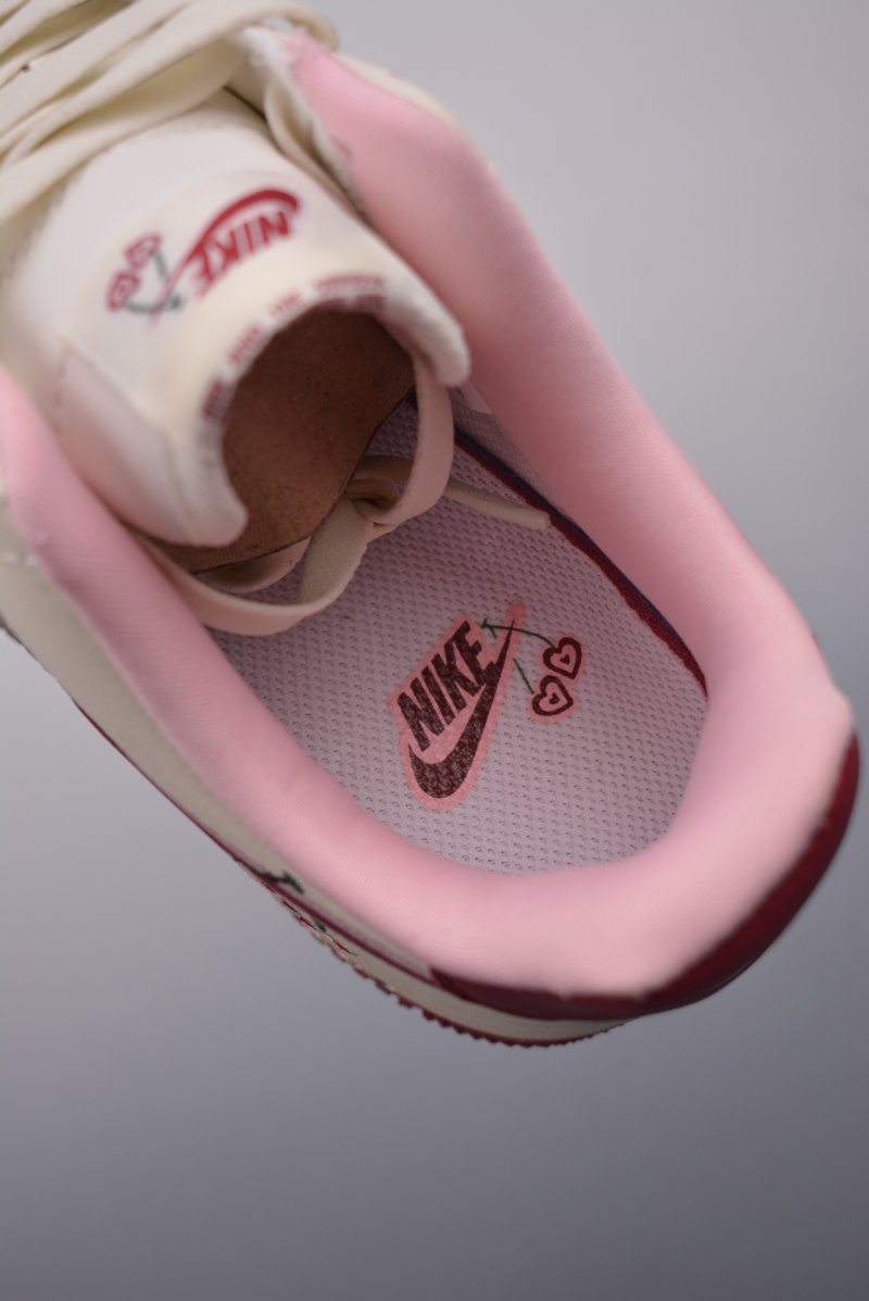 Nike Air Force 1 Low view