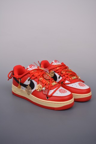 Nike Air Force 1 Low 'Red / Gold' view 1
