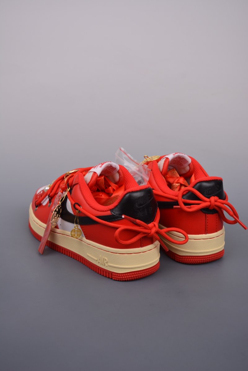 Nike Air Force 1 Low 'Red / Gold' view