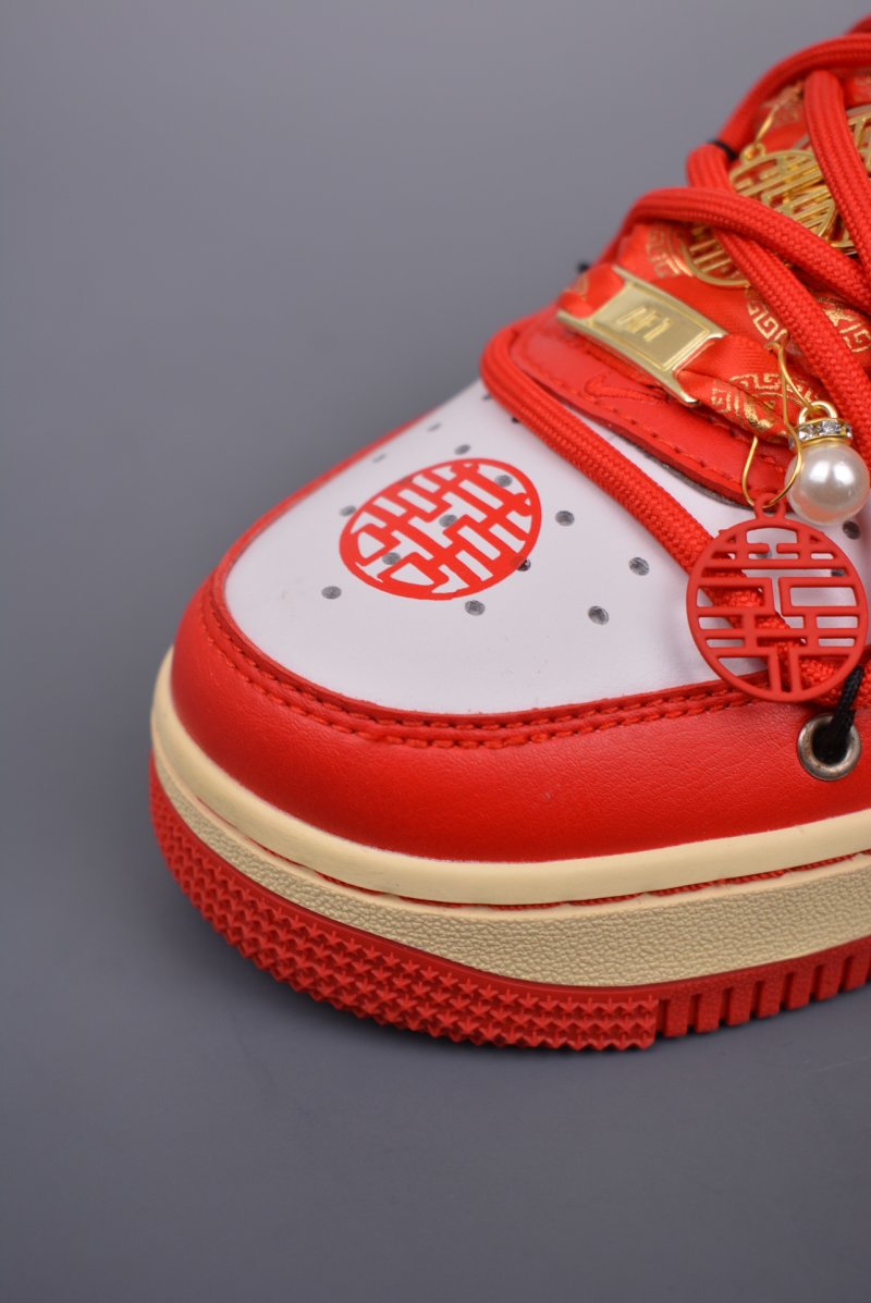 Nike Air Force 1 Low 'Red / Gold' view