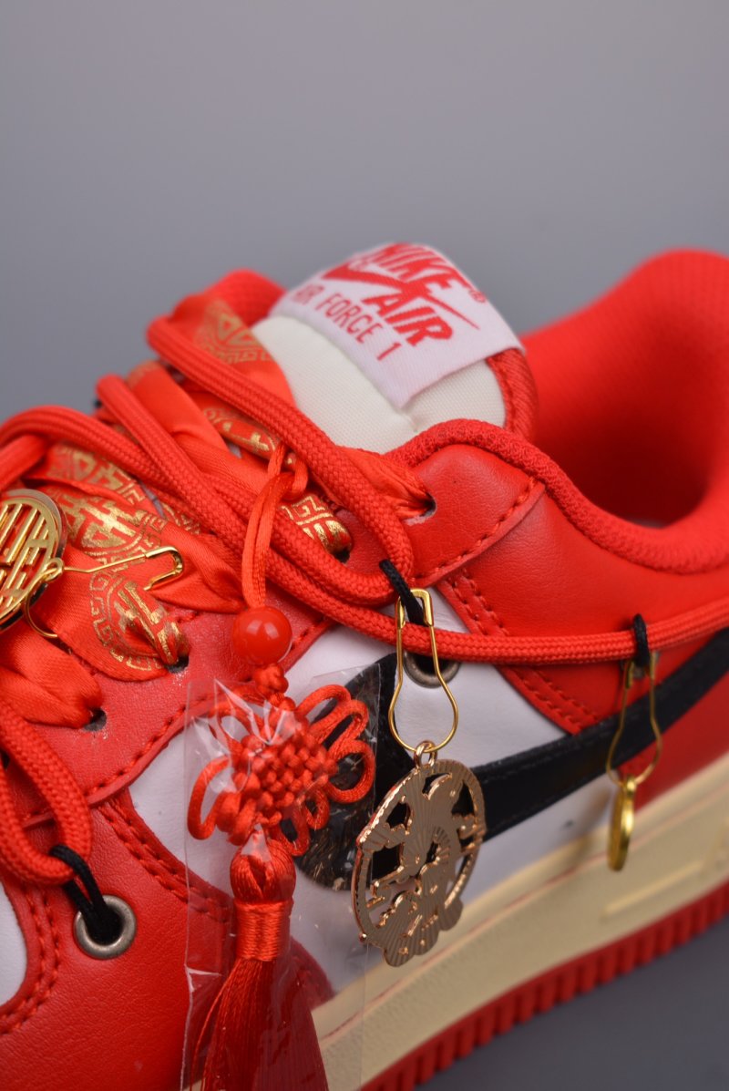 Nike Air Force 1 Low 'Red / Gold' view