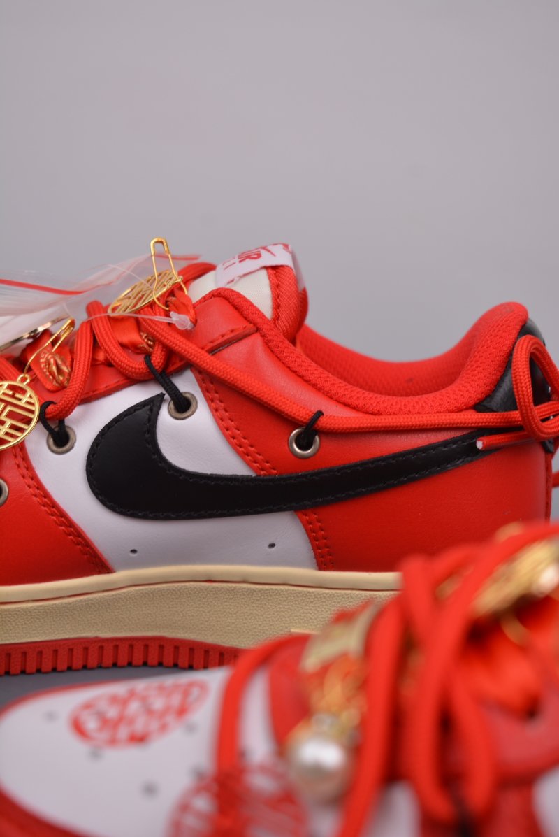 Nike Air Force 1 Low 'Red / Gold' view