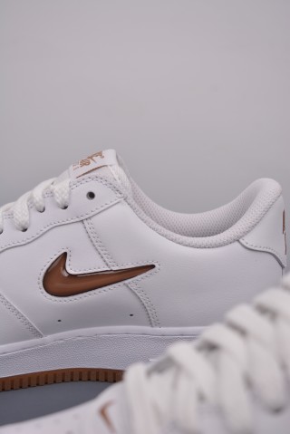 Nike Air Force 1 Low 'White / Brown' view 8