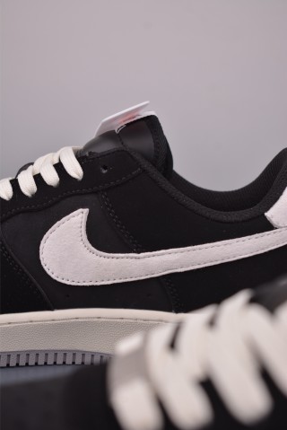 Nike Air Force 1 Low 'Grey' view 8