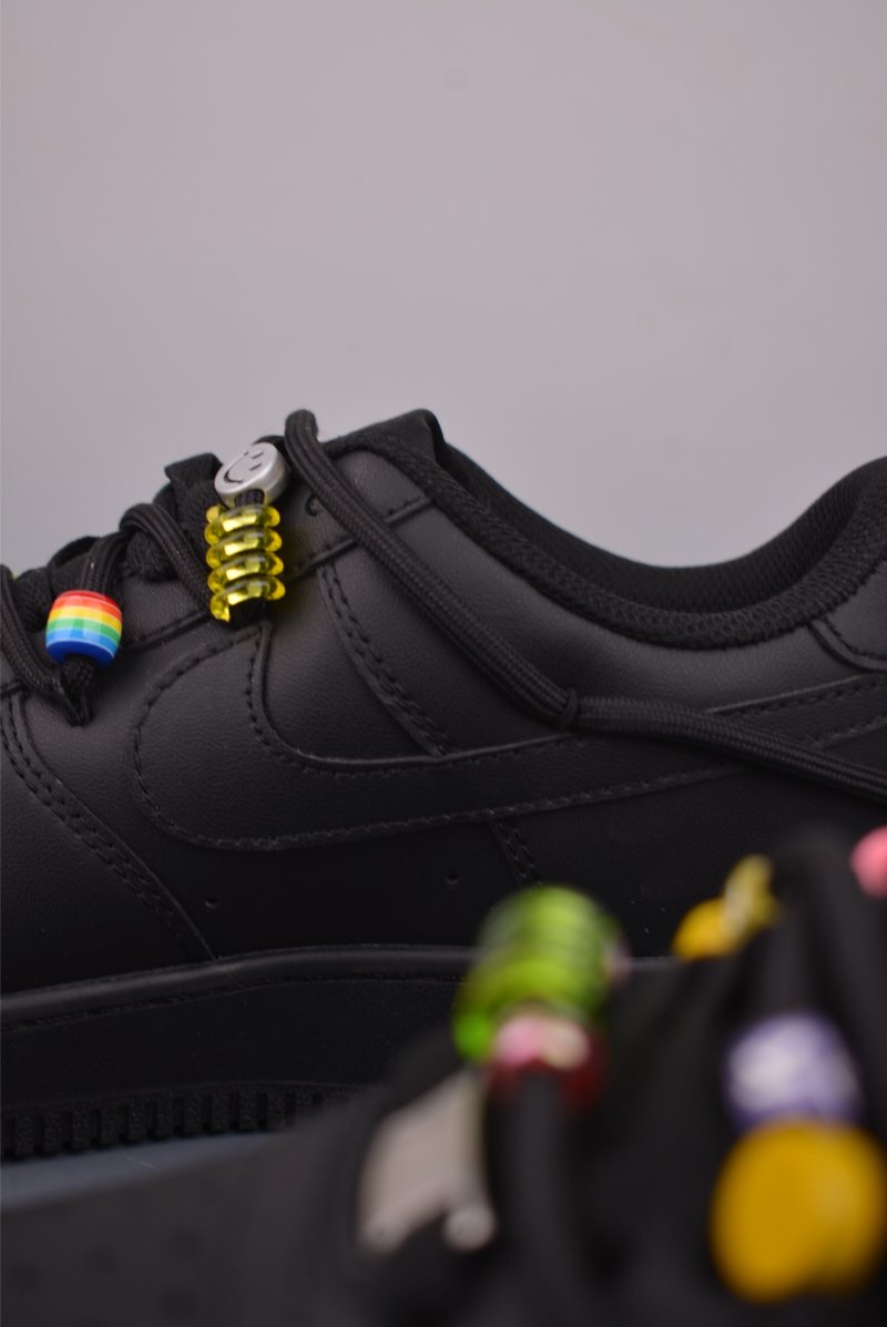 Nike Air Force 1 Low 'Smiley' view