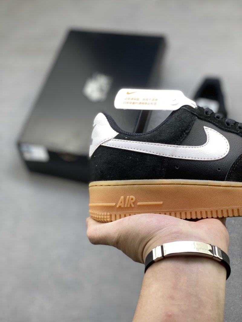 Nike Air Force 1 Low view
