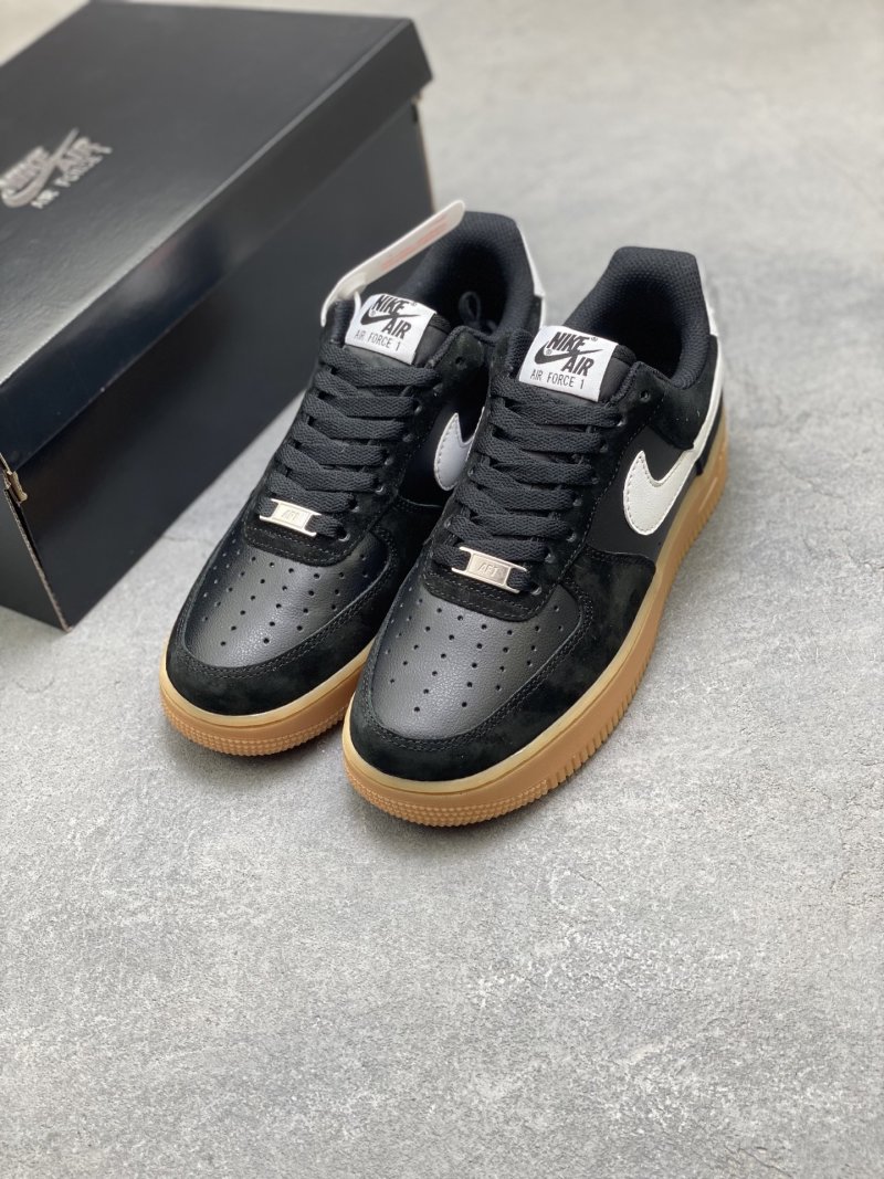Nike Air Force 1 Low view