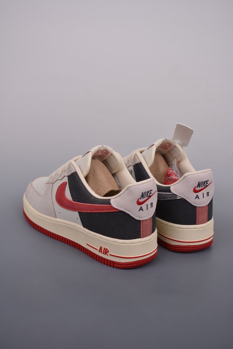 Nike Air Force 1 Low 'White / Red' view