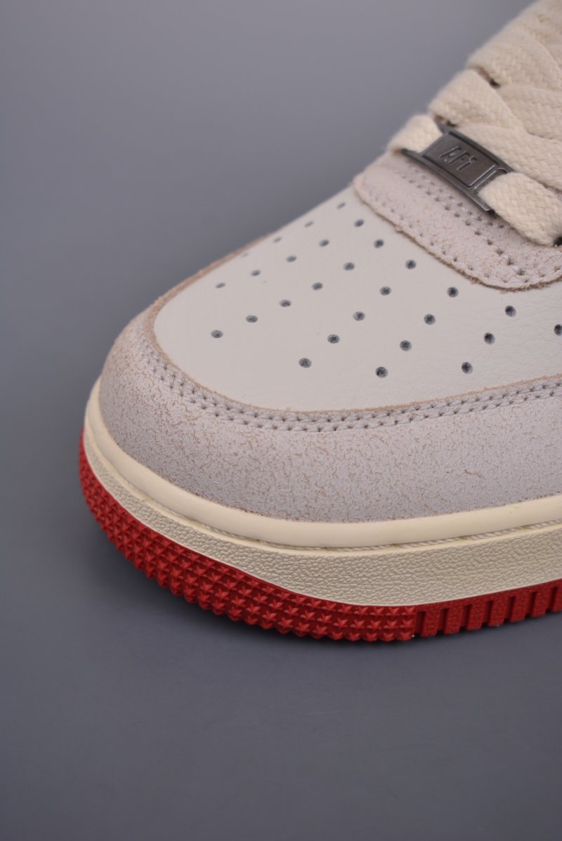 Nike Air Force 1 Low 'White / Red' view