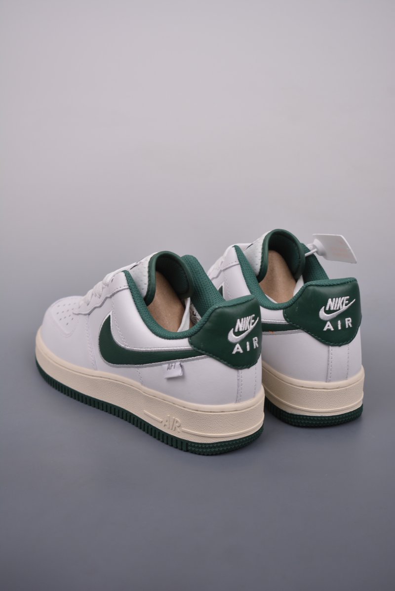 Nike Air Force 1 Low view