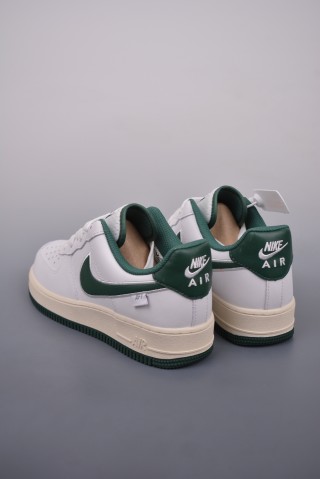 Nike Air Force 1 Low view 2