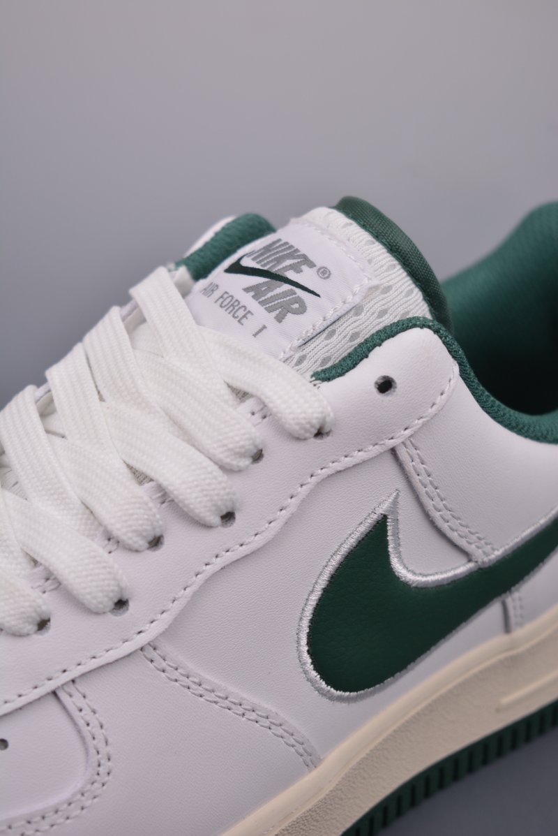 Nike Air Force 1 Low view
