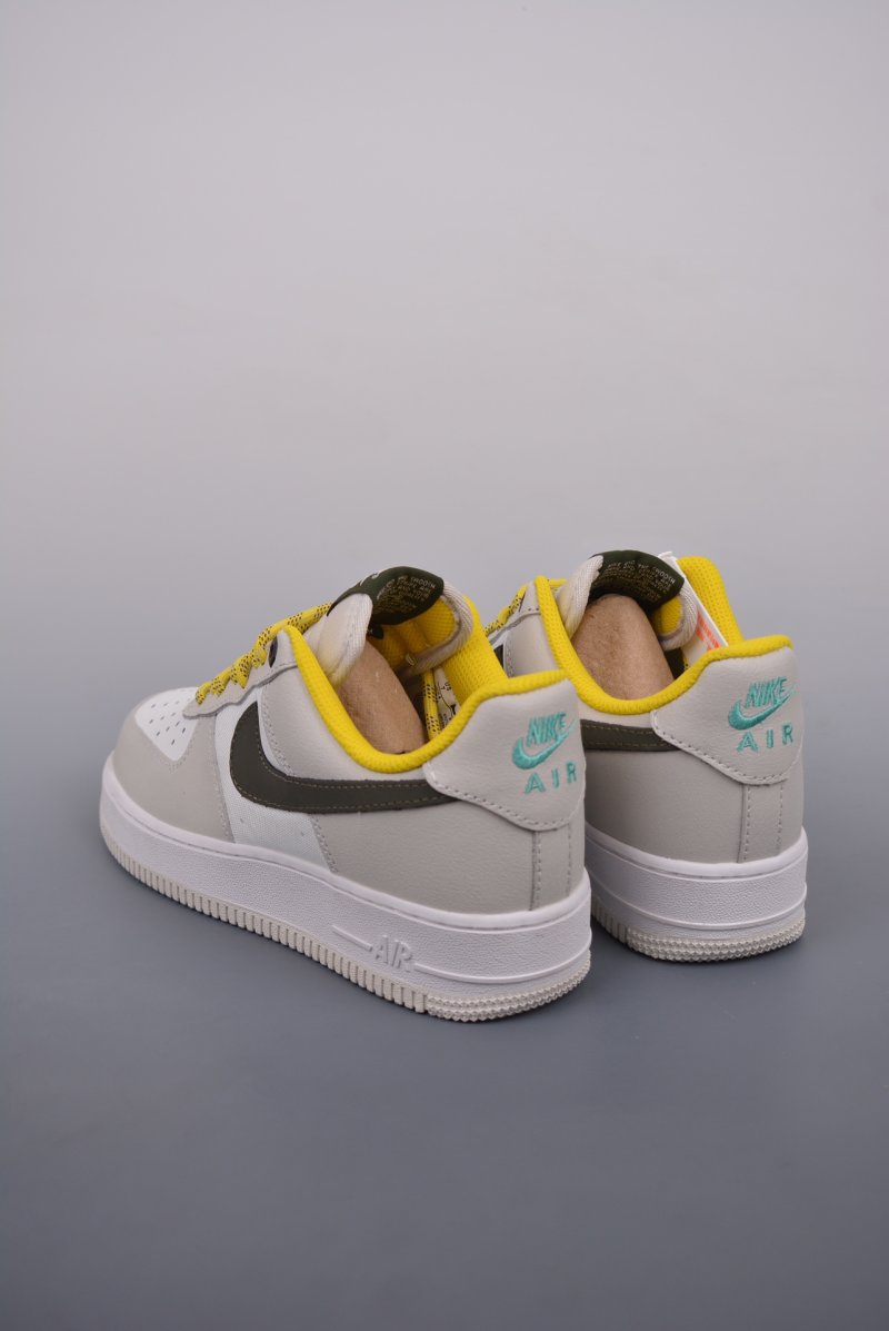 Nike Air Force 1 Low view