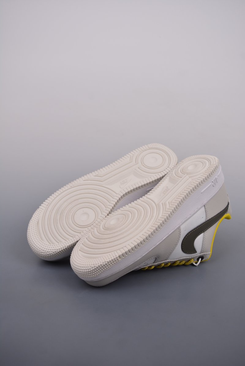Nike Air Force 1 Low view