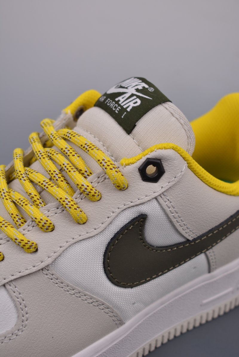 Nike Air Force 1 Low view