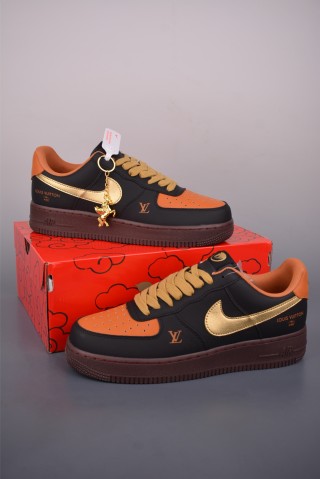 Nike Air Force 1 Low view 5