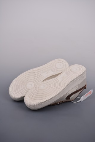 Nike Air Force 1 Low 'Grey / Brown' view 3