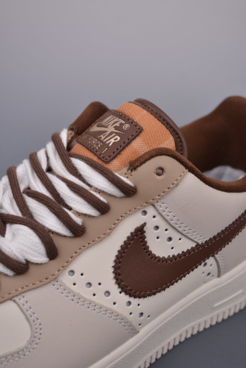 Nike Air Force 1 Low 'Grey / Brown' view