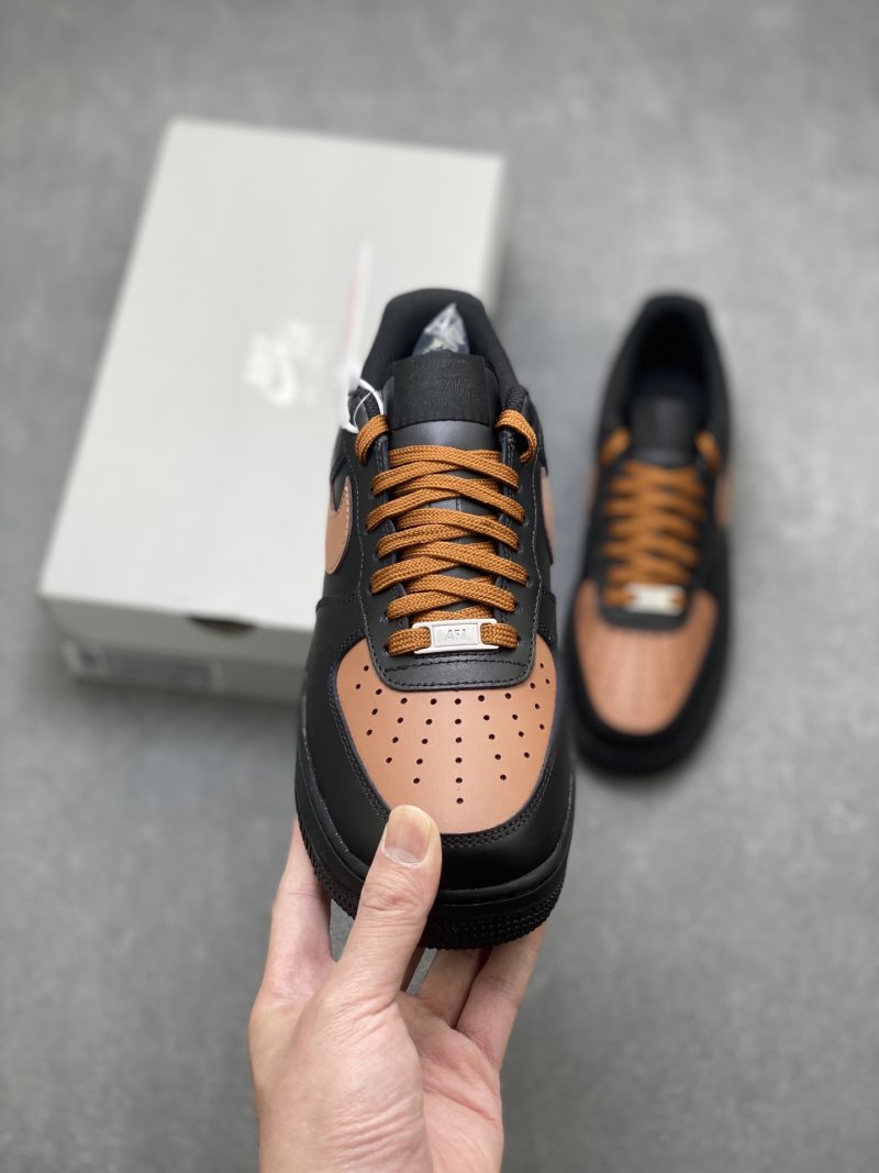 Nike Air Force 1 Low 'Gold' view