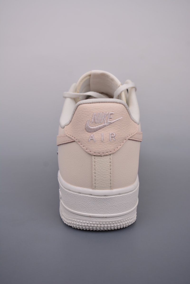 Nike Air Force 1 Low 'White / Pink' view