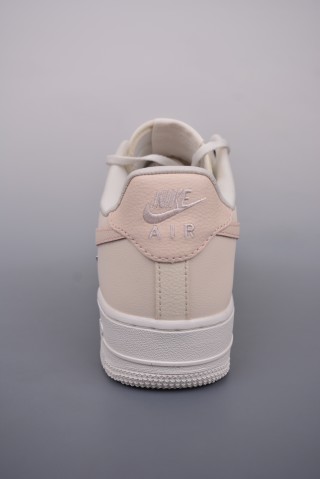 Nike Air Force 1 Low 'White / Pink' view 4
