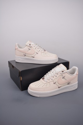 Nike Air Force 1 Low 'White / Pink' view 5