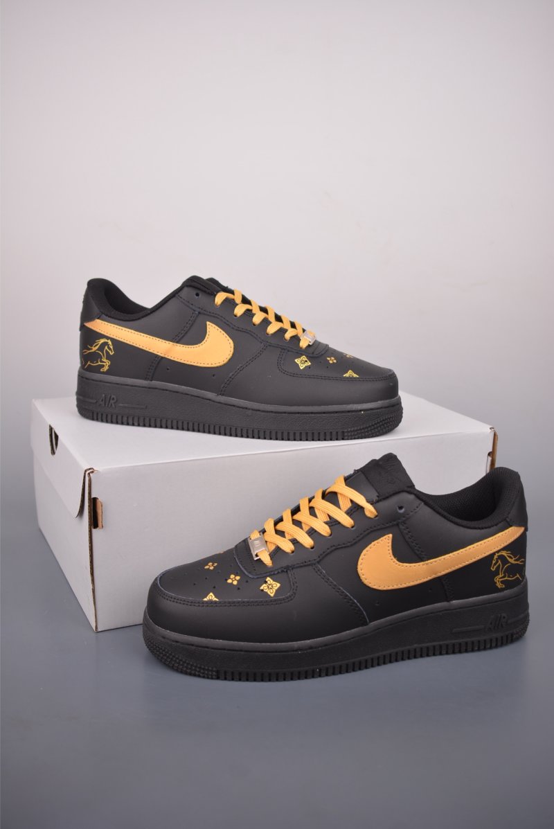 Nike Air Force 1 Low view