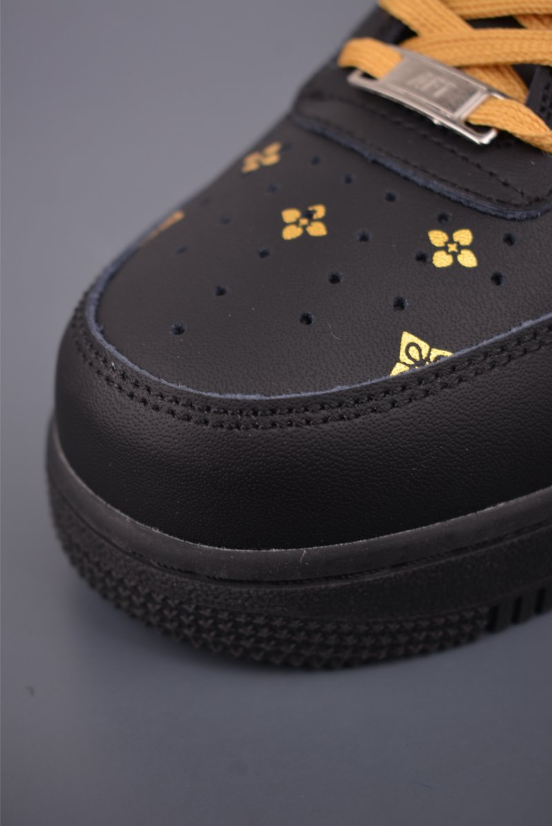 Nike Air Force 1 Low view