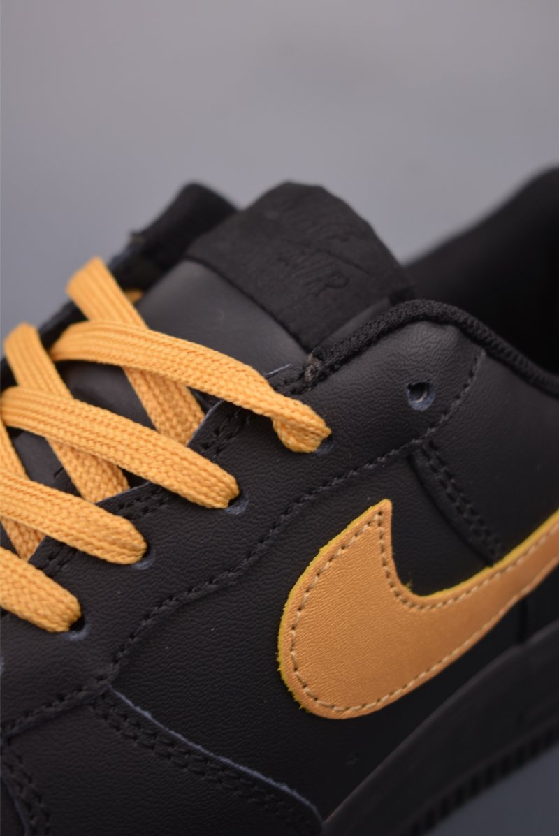 Nike Air Force 1 Low view